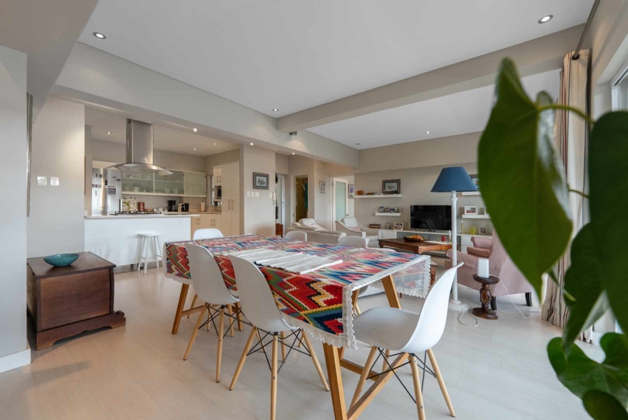 2 Bedroom Property for Sale in Oranjezicht Western Cape
